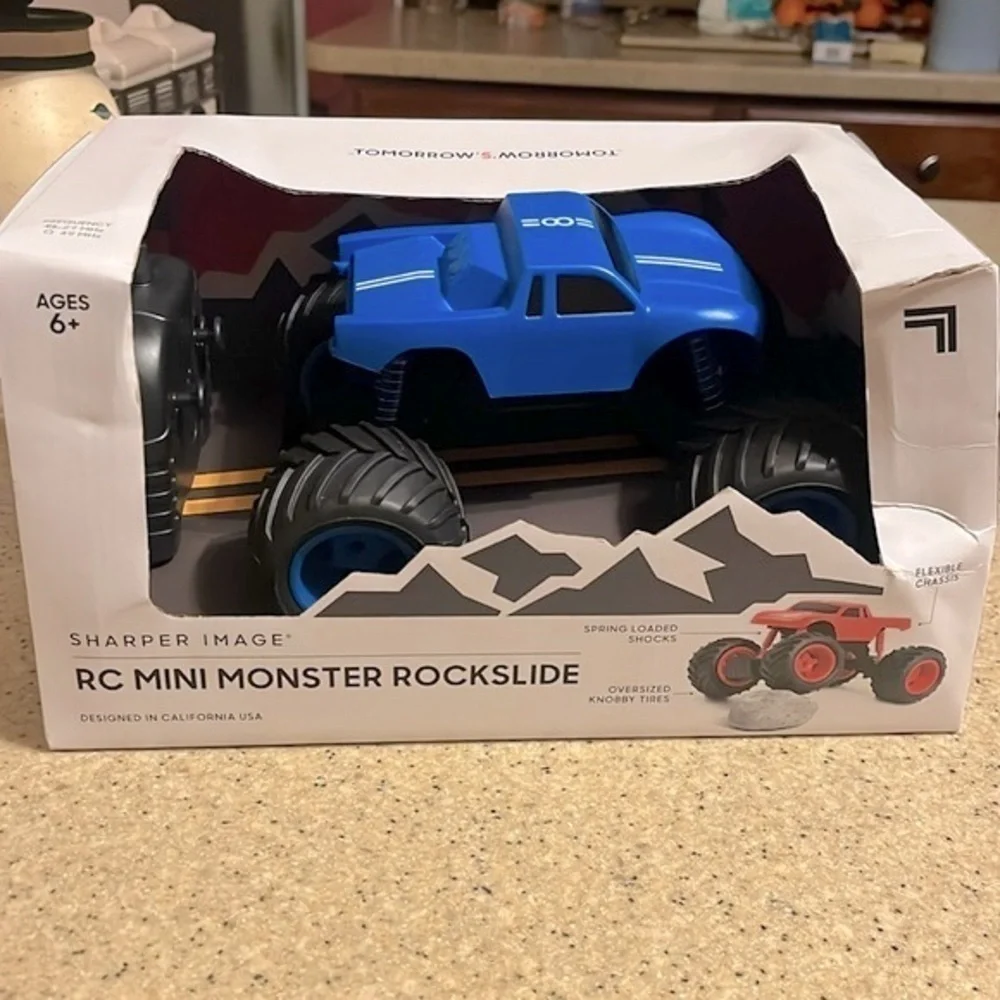 Brand New Sharper Image Remote Control Mini Monster Truck Rockslide Blue Toy